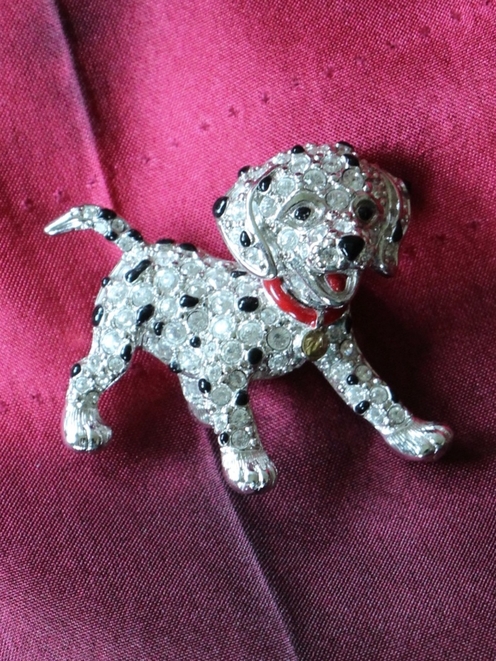 Swarovski Crystal Brooch Pin Dalmatian Puppy Black Silver Red Collar